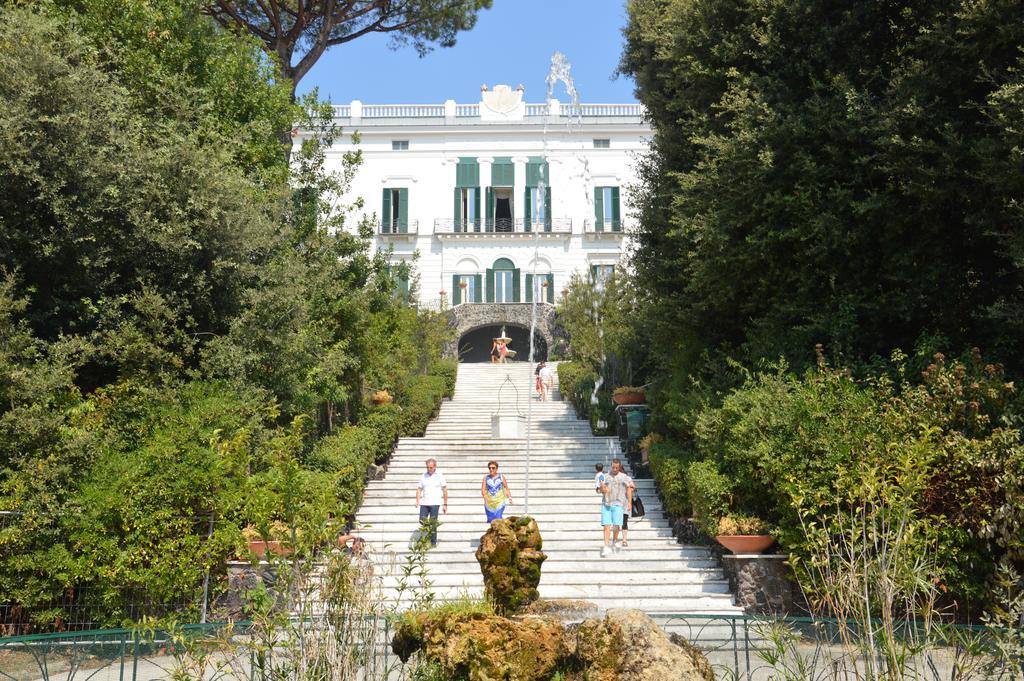 A Casa Nostra Hotel Napoli Esterno foto